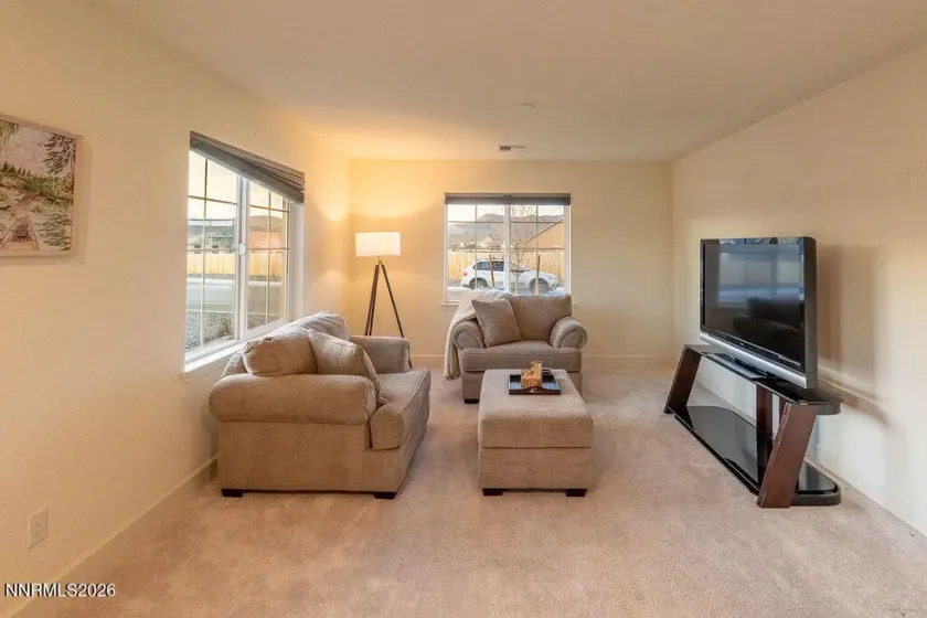 282 Littondale, Sparks, Nevada 89441, 4 Bedrooms Bedrooms, ,3 BathroomsBathrooms,Residential,Residential,Littondale,260002367