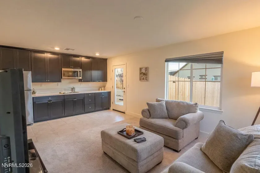 282 Littondale, Sparks, Nevada 89441, 4 Bedrooms Bedrooms, ,3 BathroomsBathrooms,Residential,Residential,Littondale,260002367