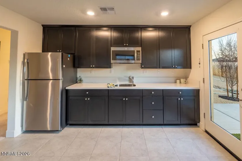 282 Littondale, Sparks, Nevada 89441, 4 Bedrooms Bedrooms, ,3 BathroomsBathrooms,Residential,Residential,Littondale,260002367