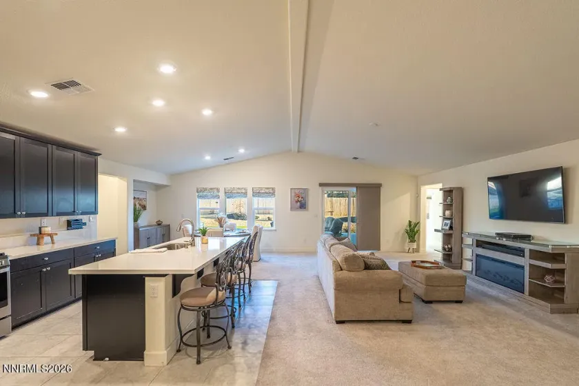 282 Littondale, Sparks, Nevada 89441, 4 Bedrooms Bedrooms, ,3 BathroomsBathrooms,Residential,Residential,Littondale,260002367