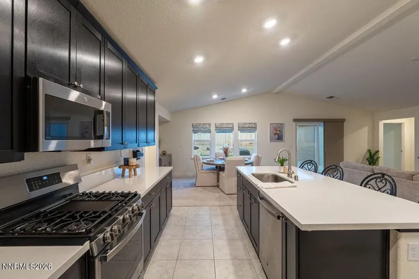 282 Littondale, Sparks, Nevada 89441, 4 Bedrooms Bedrooms, ,3 BathroomsBathrooms,Residential,Residential,Littondale,260002367