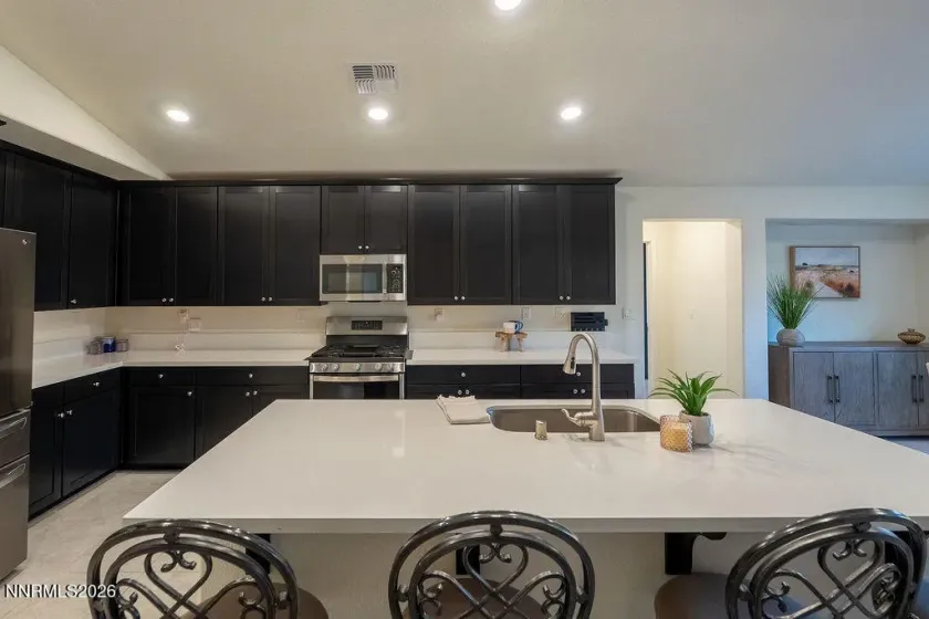 282 Littondale, Sparks, Nevada 89441, 4 Bedrooms Bedrooms, ,3 BathroomsBathrooms,Residential,Residential,Littondale,260002367