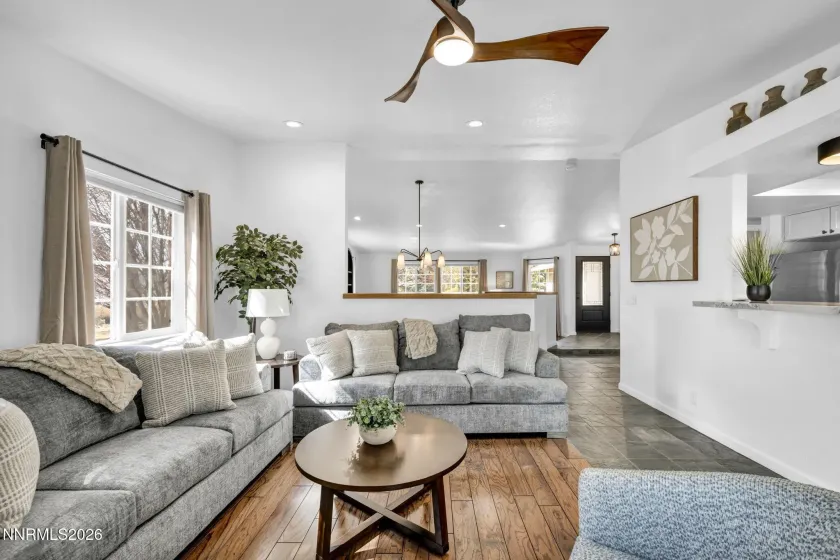 11680 Campo Rico, Sparks, Nevada 89441, 3 Bedrooms Bedrooms, ,2 BathroomsBathrooms,Residential Lease,Manufactured,Campo Rico,260002369