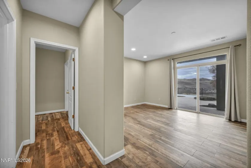 Entrance to Jr. Ste & Bonus living area