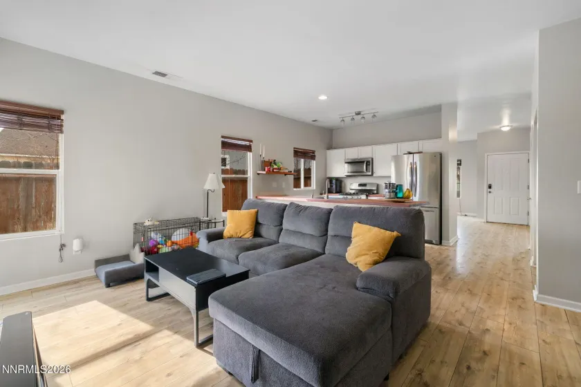 9370 Brightridge, Reno, Nevada 89506, 3 Bedrooms Bedrooms, ,2 BathroomsBathrooms,Residential,Residential,Brightridge,260002372