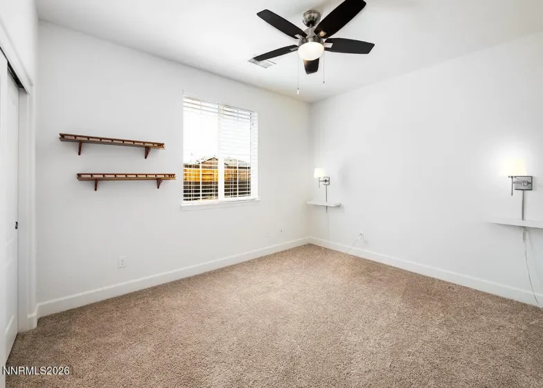 2082 Whitecliff, Reno, Nevada 89521, 5 Bedrooms Bedrooms, ,3 BathroomsBathrooms,Residential Lease,Manufactured,Whitecliff,260002373