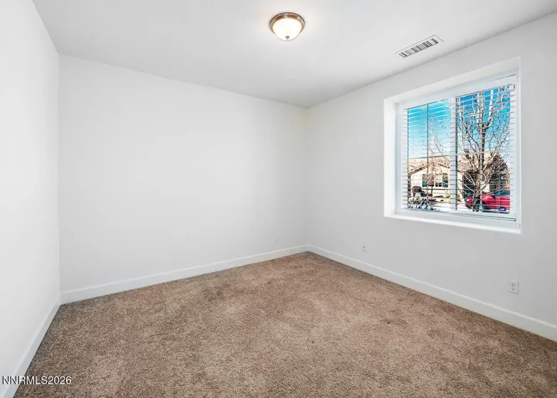 2082 Whitecliff, Reno, Nevada 89521, 5 Bedrooms Bedrooms, ,3 BathroomsBathrooms,Residential Lease,Manufactured,Whitecliff,260002373