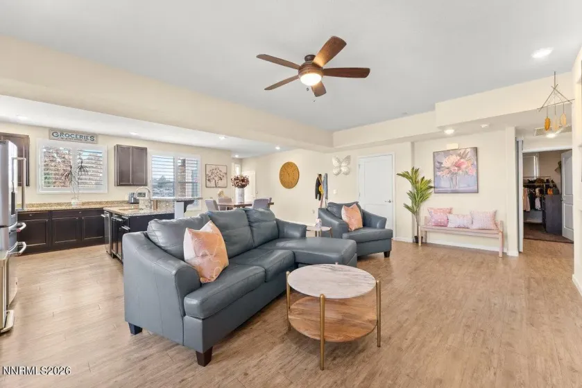 596 Costa Azul, Sparks, Nevada 89436, 2 Bedrooms Bedrooms, ,2 BathroomsBathrooms,Residential,Residential,Costa Azul,260002374