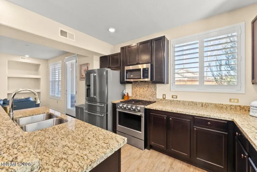 596 Costa Azul, Sparks, Nevada 89436, 2 Bedrooms Bedrooms, ,2 BathroomsBathrooms,Residential,Residential,Costa Azul,260002374