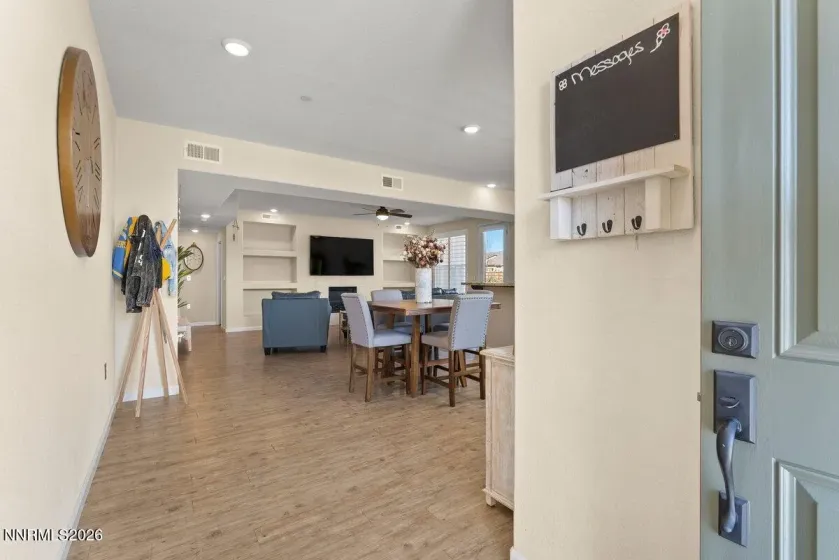 596 Costa Azul, Sparks, Nevada 89436, 2 Bedrooms Bedrooms, ,2 BathroomsBathrooms,Residential,Residential,Costa Azul,260002374