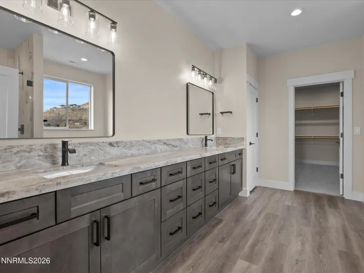 3592 Oakridge, Sparks, Nevada 89436, 4 Bedrooms Bedrooms, ,3 BathroomsBathrooms,Residential,Residential,Oakridge,260001088