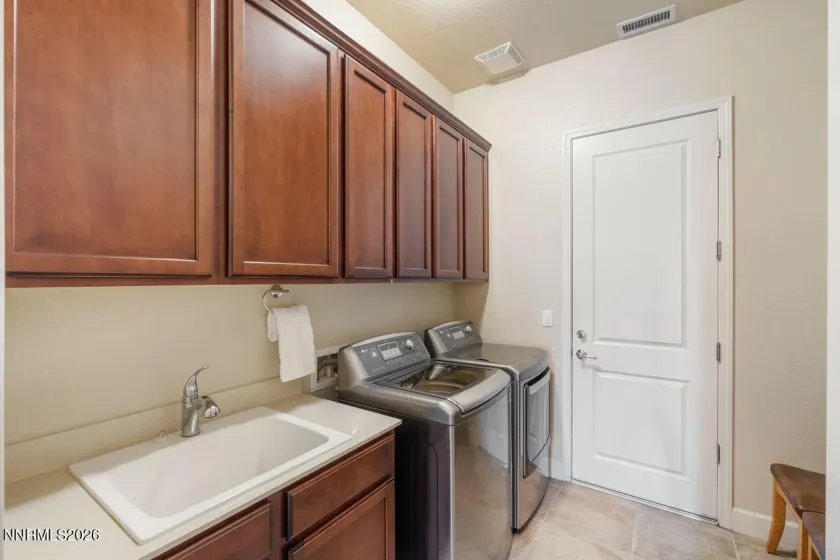 9325 Wrenwood, Reno, Nevada 89523, 2 Bedrooms Bedrooms, ,2 BathroomsBathrooms,Residential,Residential,Wrenwood,260002375