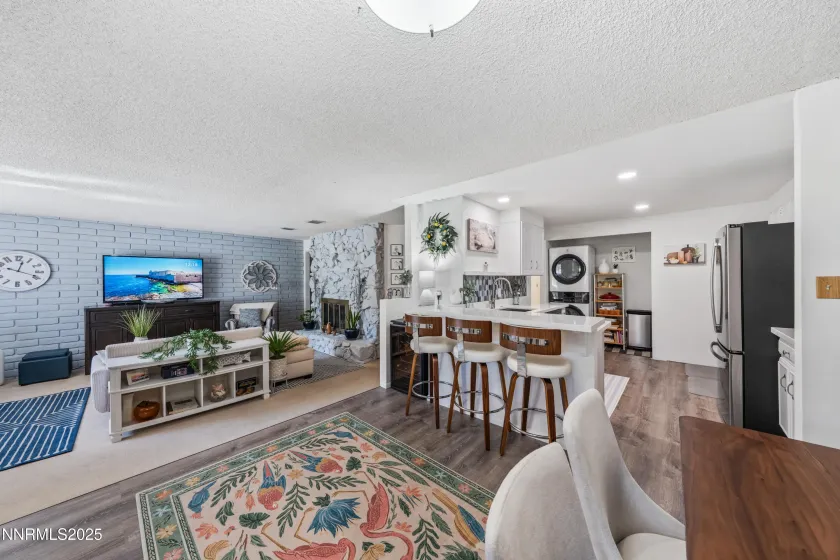 148 Lake Glen, Carson City, Nevada 89703, 2 Bedrooms Bedrooms, ,2 BathroomsBathrooms,Residential,Residential,Lake Glen,250057845