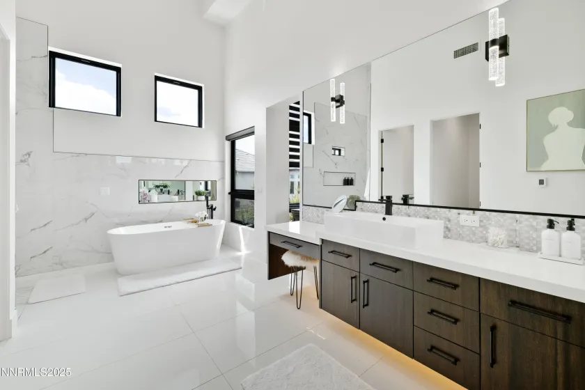 3041 Palmer Pointe, Reno, Nevada 89511, 4 Bedrooms Bedrooms, ,6 BathroomsBathrooms,Residential,Residential,Palmer Pointe,260002376