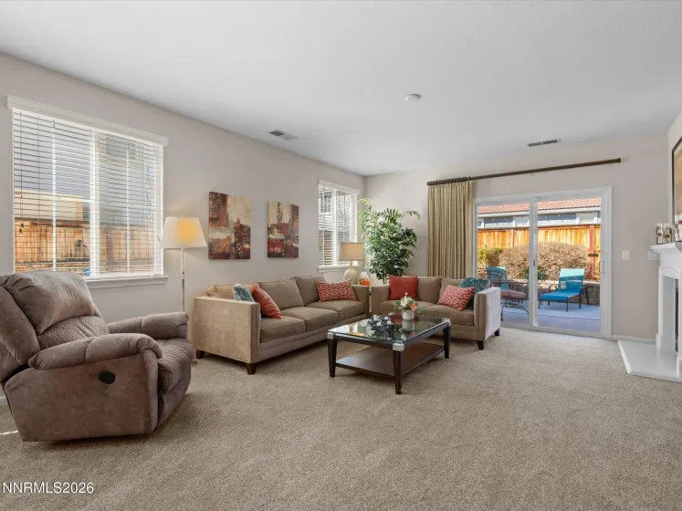 2488 Emblem, Sparks, Nevada 89436, 3 Bedrooms Bedrooms, ,2 BathroomsBathrooms,Residential,Residential,Emblem,260002378