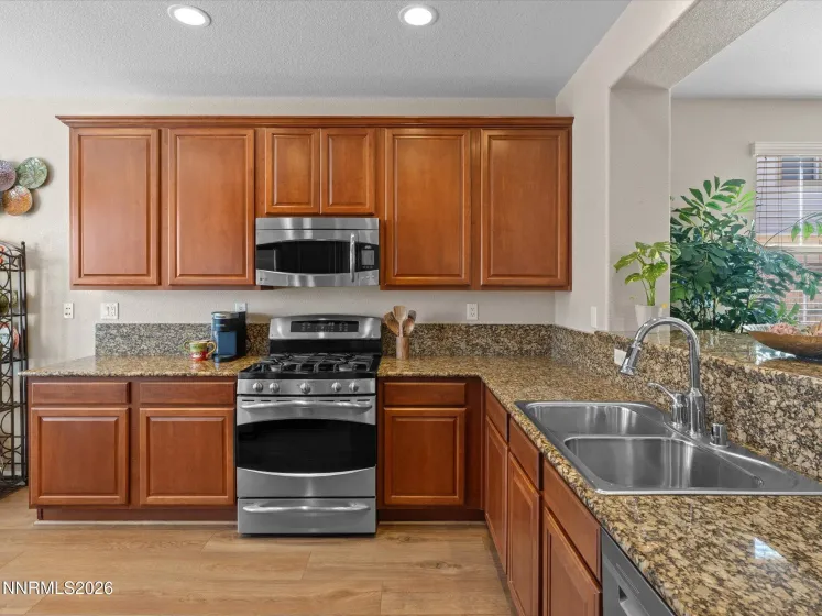 2488 Emblem, Sparks, Nevada 89436, 3 Bedrooms Bedrooms, ,2 BathroomsBathrooms,Residential,Residential,Emblem,260002378