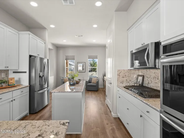 845 Larrimore, Reno, Nevada 89523, 3 Bedrooms Bedrooms, ,2 BathroomsBathrooms,Residential,Residential,Larrimore,260002385