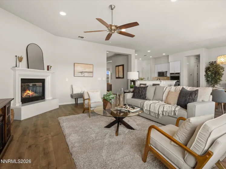 845 Larrimore, Reno, Nevada 89523, 3 Bedrooms Bedrooms, ,2 BathroomsBathrooms,Residential,Residential,Larrimore,260002385