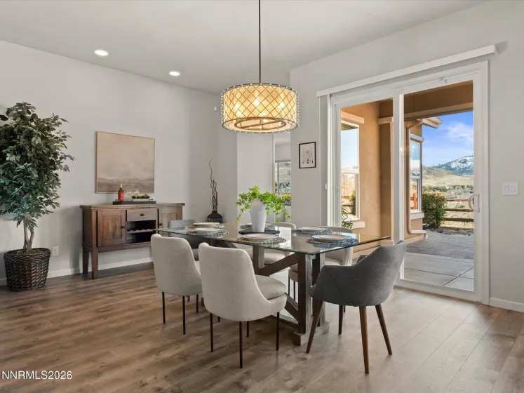 845 Larrimore, Reno, Nevada 89523, 3 Bedrooms Bedrooms, ,2 BathroomsBathrooms,Residential,Residential,Larrimore,260002385