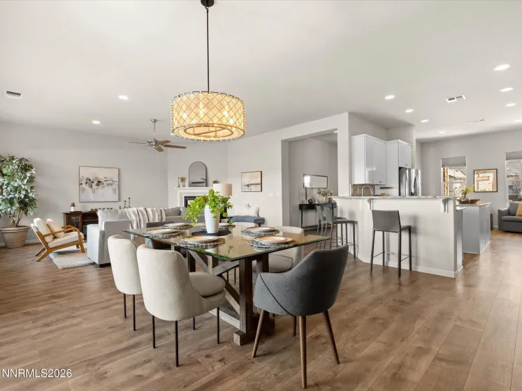 845 Larrimore, Reno, Nevada 89523, 3 Bedrooms Bedrooms, ,2 BathroomsBathrooms,Residential,Residential,Larrimore,260002385