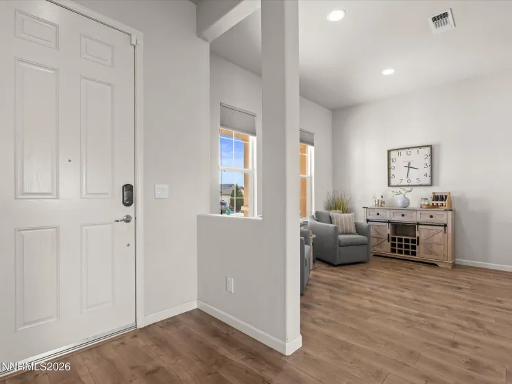 845 Larrimore, Reno, Nevada 89523, 3 Bedrooms Bedrooms, ,2 BathroomsBathrooms,Residential,Residential,Larrimore,260002385