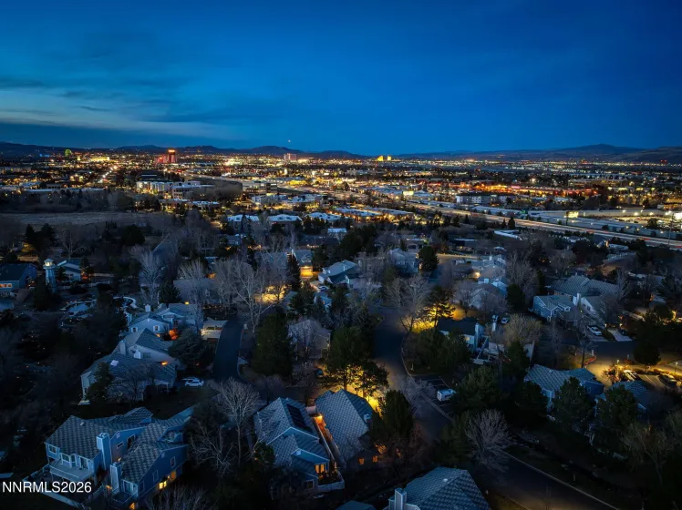 7293 Blue Falls, Reno, Nevada 89511, 3 Bedrooms Bedrooms, ,2 BathroomsBathrooms,Residential,Residential,Blue Falls,260002388