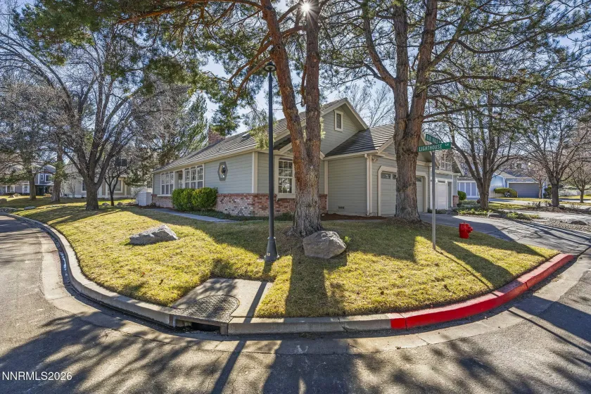 7293 Blue Falls, Reno, Nevada 89511, 3 Bedrooms Bedrooms, ,2 BathroomsBathrooms,Residential,Residential,Blue Falls,260002388