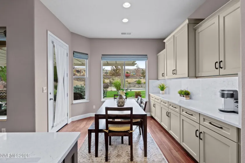 7424 Desert Plains, Sparks, Nevada 89436, 5 Bedrooms Bedrooms, ,3 BathroomsBathrooms,Residential,Residential,Desert Plains,260002387