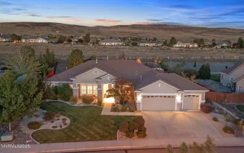 7424 Desert Plains, Sparks, Nevada 89436, 5 Bedrooms Bedrooms, ,3 BathroomsBathrooms,Residential,Residential,Desert Plains,260002387