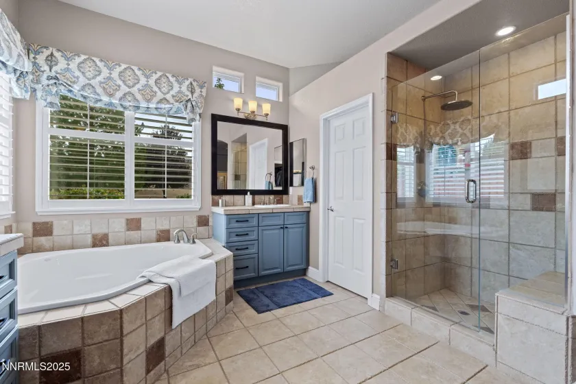 7424 Desert Plains, Sparks, Nevada 89436, 5 Bedrooms Bedrooms, ,3 BathroomsBathrooms,Residential,Residential,Desert Plains,260002387