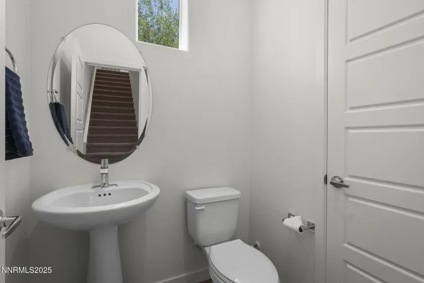 2618 Owl Rock, Reno, Nevada 89503, 2 Bedrooms Bedrooms, ,4 BathroomsBathrooms,Residential,Residential,Owl Rock,250053214