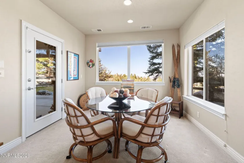 10129 Indian Ridge, Reno, Nevada 89511, 5 Bedrooms Bedrooms, ,4 BathroomsBathrooms,Residential,Residential,Indian Ridge,260002389