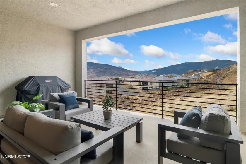 9032 Iron Sky, Reno, Nevada 89523, 4 Bedrooms Bedrooms, ,5 BathroomsBathrooms,Residential,Residential,Iron Sky,260002391