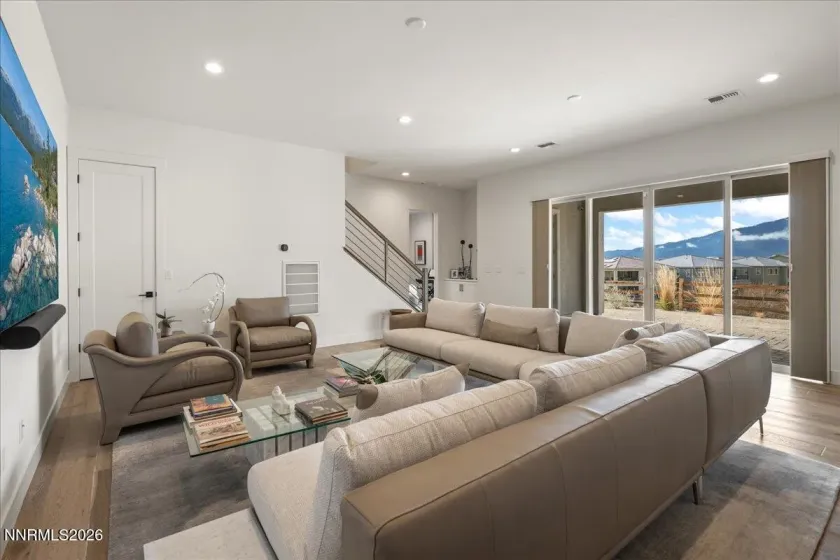 9032 Iron Sky, Reno, Nevada 89523, 4 Bedrooms Bedrooms, ,5 BathroomsBathrooms,Residential,Residential,Iron Sky,260002391