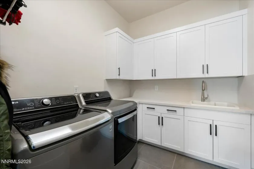 9032 Iron Sky, Reno, Nevada 89523, 4 Bedrooms Bedrooms, ,5 BathroomsBathrooms,Residential,Residential,Iron Sky,260002391