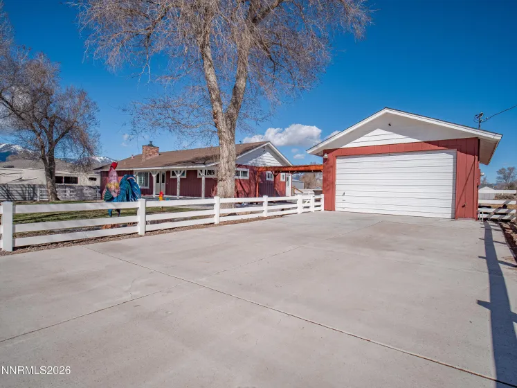 1324 Downs, Minden, Nevada 89423, 4 Bedrooms Bedrooms, ,3 BathroomsBathrooms,Residential,Residential,Downs,260002393
