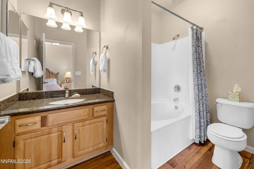 900 Meadows, Reno, Nevada 89521, 2 Bedrooms Bedrooms, ,2 BathroomsBathrooms,Residential,Residential,Meadows,260002399