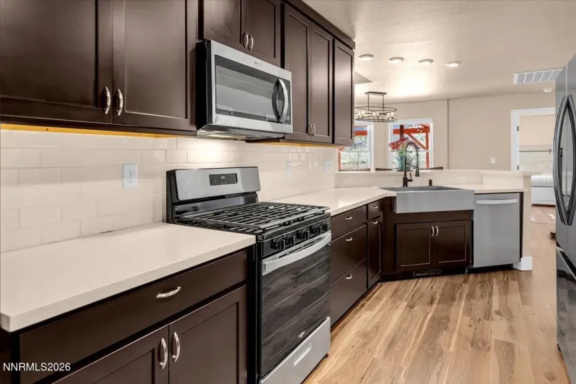 15355 Elkhorn, Reno, Nevada 89506, 4 Bedrooms Bedrooms, ,2 BathroomsBathrooms,Residential,Residential,Elkhorn,260002401