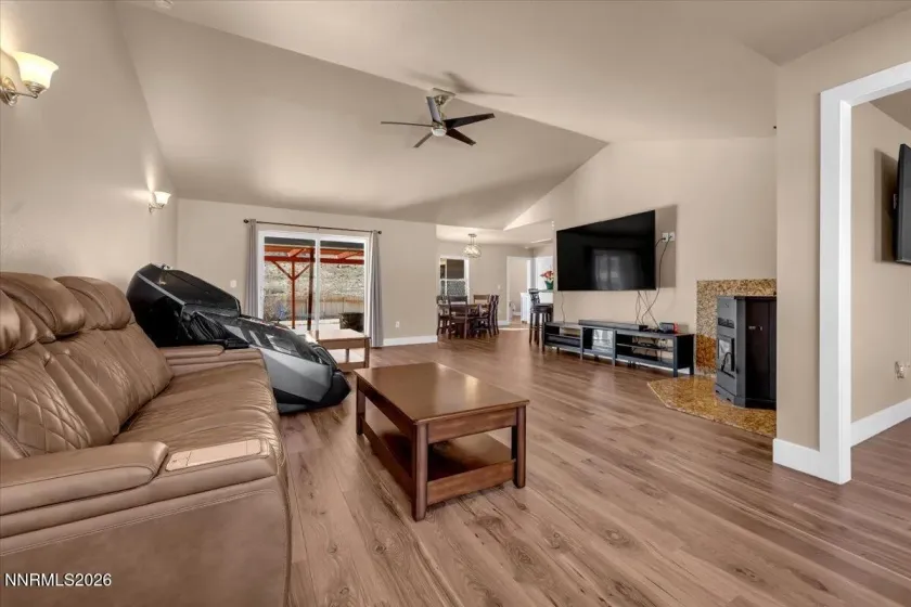 15355 Elkhorn, Reno, Nevada 89506, 4 Bedrooms Bedrooms, ,2 BathroomsBathrooms,Residential,Residential,Elkhorn,260002401