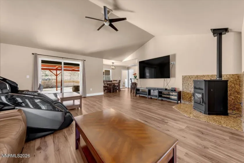 15355 Elkhorn, Reno, Nevada 89506, 4 Bedrooms Bedrooms, ,2 BathroomsBathrooms,Residential,Residential,Elkhorn,260002401