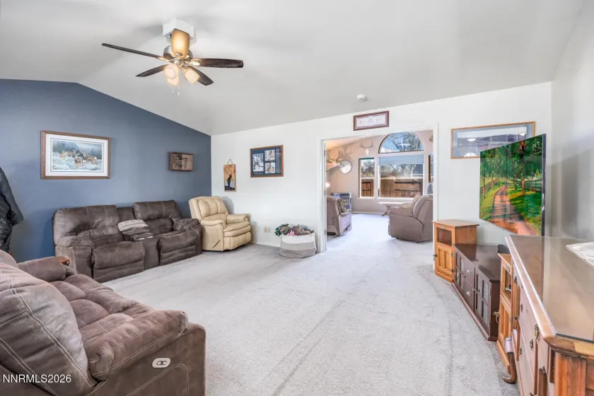 280 Hunter Park, Fallon, Nevada 89406, 4 Bedrooms Bedrooms, ,3 BathroomsBathrooms,Residential,Residential,Hunter Park,260002402