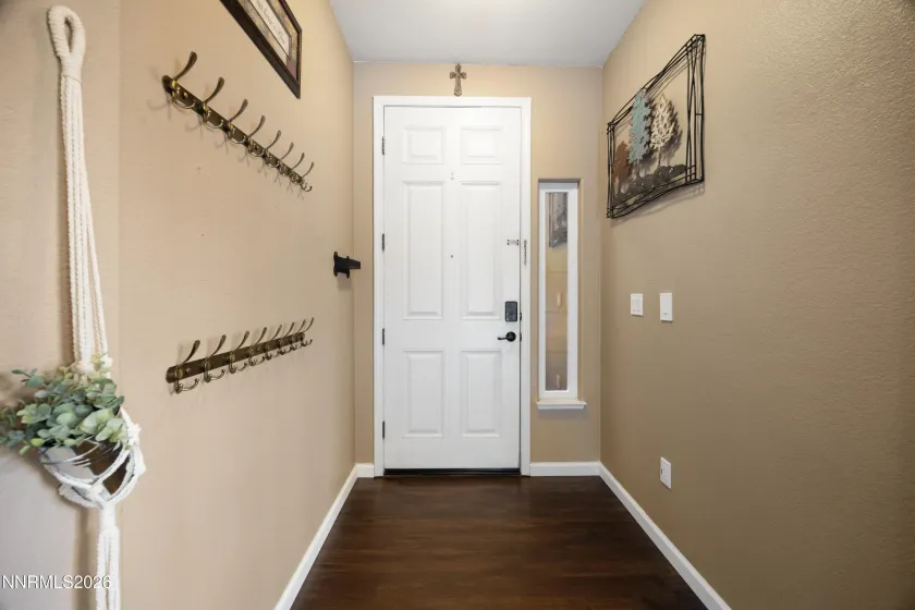 10380 Rosemount, Reno, Nevada 89521, 3 Bedrooms Bedrooms, ,2 BathroomsBathrooms,Residential,Residential,Rosemount,260002405