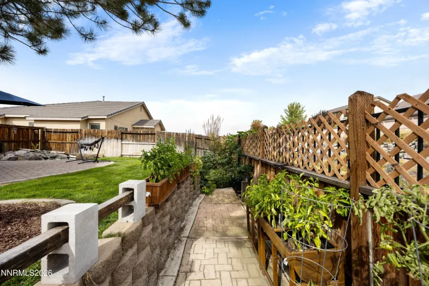 10380 Rosemount, Reno, Nevada 89521, 3 Bedrooms Bedrooms, ,2 BathroomsBathrooms,Residential,Residential,Rosemount,260002405