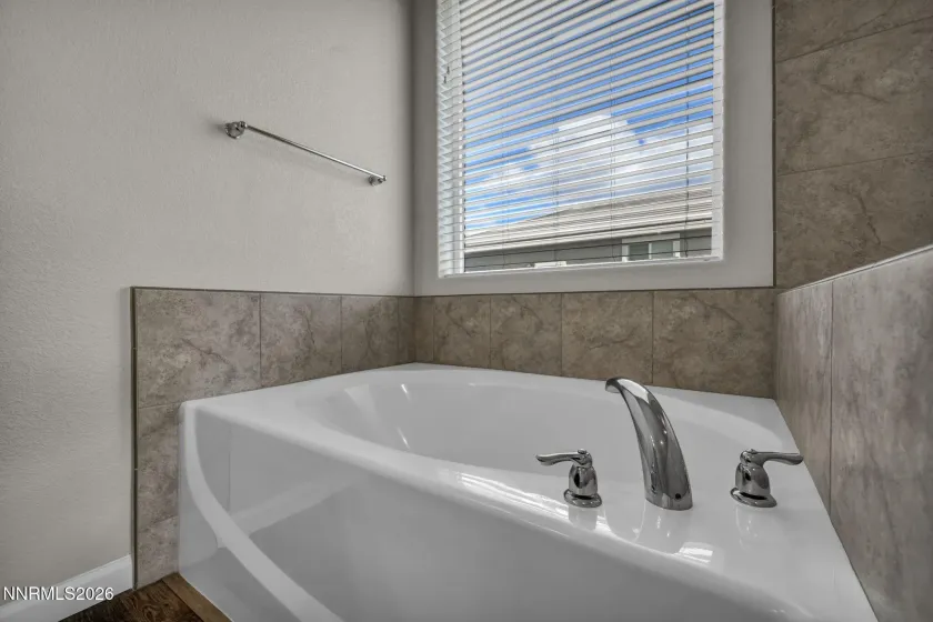 1038 Garden Pond, Spanish Springs, Nevada 89441, 4 Bedrooms Bedrooms, ,2 BathroomsBathrooms,Residential,Residential,Garden Pond,260002408