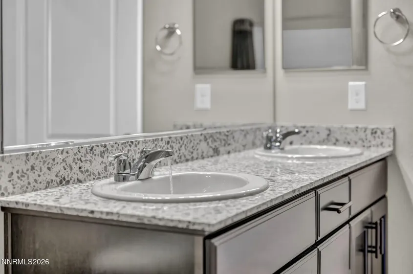 1038 Garden Pond, Spanish Springs, Nevada 89441, 4 Bedrooms Bedrooms, ,2 BathroomsBathrooms,Residential,Residential,Garden Pond,260002408