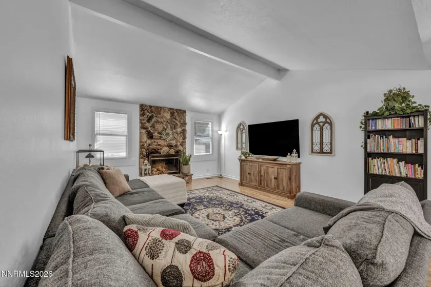 3214 Valley Forge, Sparks, Nevada 89431, 3 Bedrooms Bedrooms, ,2 BathroomsBathrooms,Residential,Residential,Valley Forge,260002409