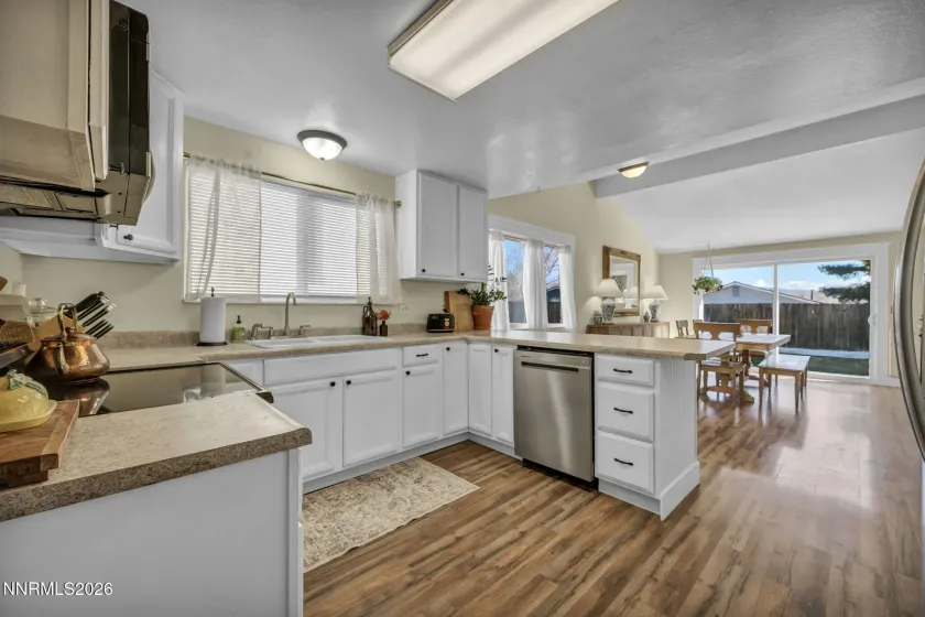 3214 Valley Forge, Sparks, Nevada 89431, 3 Bedrooms Bedrooms, ,2 BathroomsBathrooms,Residential,Residential,Valley Forge,260002409