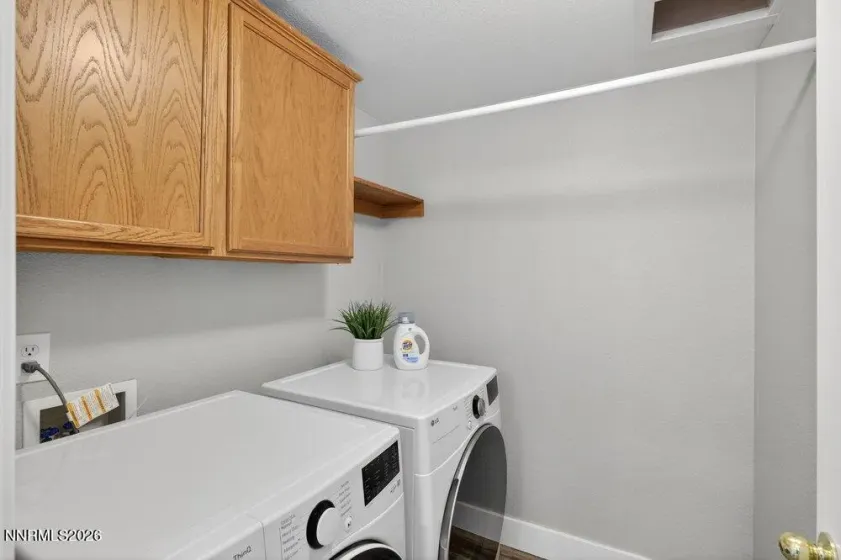 2433 Crestone, Reno, Nevada 89523, 4 Bedrooms Bedrooms, ,3 BathroomsBathrooms,Residential,Residential,Crestone,260002415