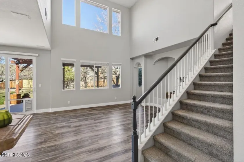 2433 Crestone, Reno, Nevada 89523, 4 Bedrooms Bedrooms, ,3 BathroomsBathrooms,Residential,Residential,Crestone,260002415