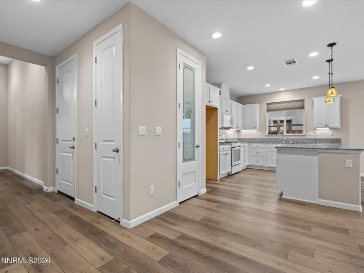 6572 Angels Orchard, Sparks, Nevada 89436, 4 Bedrooms Bedrooms, ,2 BathroomsBathrooms,Residential,Residential,Angels Orchard,260002419